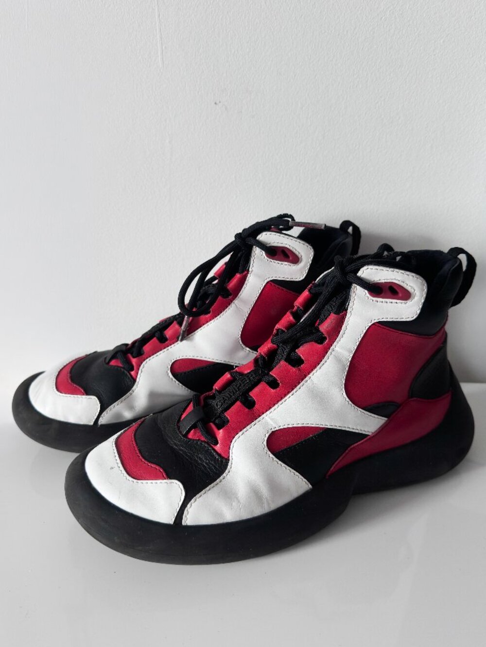 Camper Red Black White Leather High-Top Sneakers, size 9